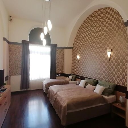 Mohacs Korona Apartman Экстерьер фото