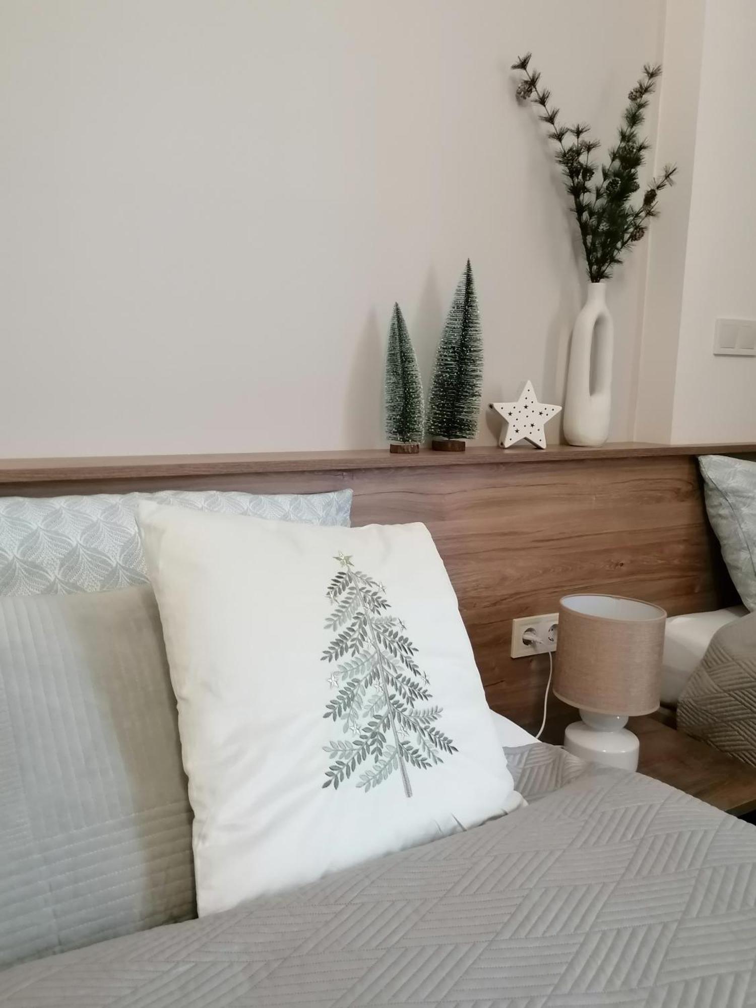 Mohacs Korona Apartman Экстерьер фото